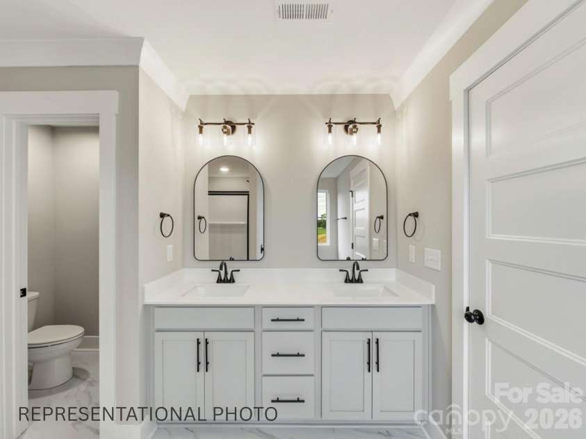 1061 Pageland White Store Road, Pageland, SC 29728.  MLS# CAR4431901, YatesRealty ID 55313. Primary Bathroom
