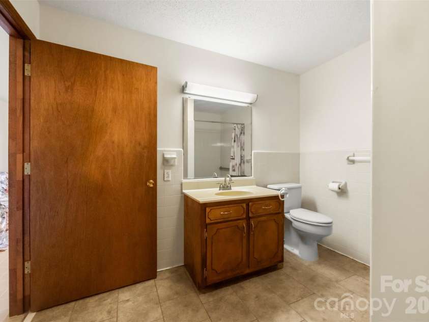 2925 Fallston Waco Road, Shelby, NC 28150.  MLS# CAR4430911, YatesRealty ID 55314. Another view of bathroom #2