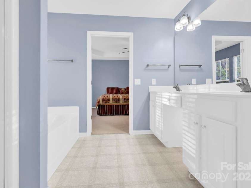 2125 Arbor Vista Drive, Charlotte, NC 28262.  MLS# CAR4243043, YatesRealty ID 5532. 