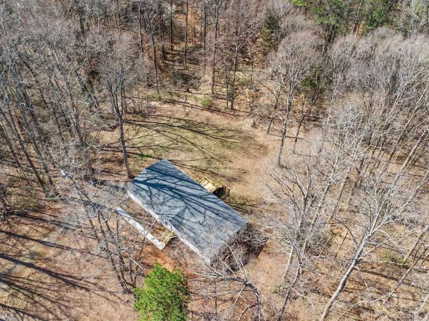 5050 Park Creek Drive, Mount Holly, NC 28120.  MLS# CAR4355230, YatesRealty ID 5532. 