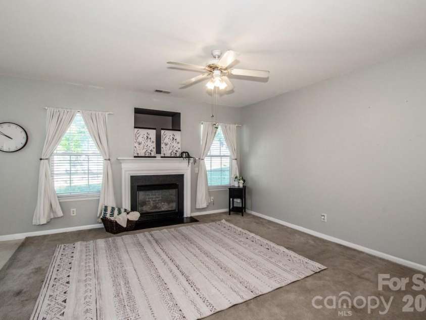 5924 Barefoot Lane, Concord, NC 28025.  MLS# CAR4431452, YatesRealty ID 55321. 
