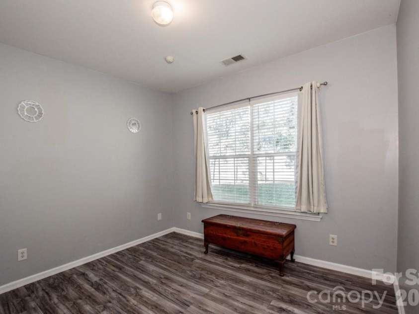 5924 Barefoot Lane, Concord, NC 28025.  MLS# CAR4431452, YatesRealty ID 55321. 