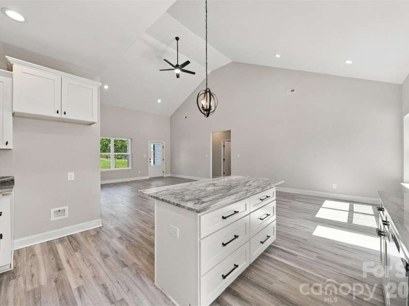 189 Sweet Cherry Lane, Stony Point, NC 28678.  MLS# CAR4432612, YatesRealty ID 55322. 