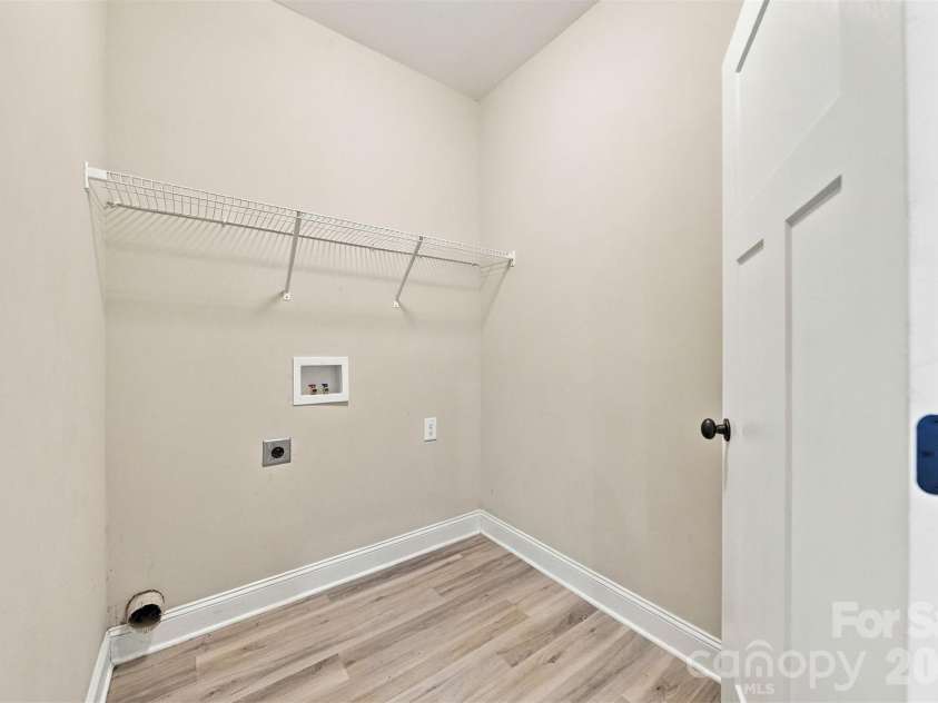 189 Sweet Cherry Lane, Stony Point, NC 28678.  MLS# CAR4432612, YatesRealty ID 55322. 