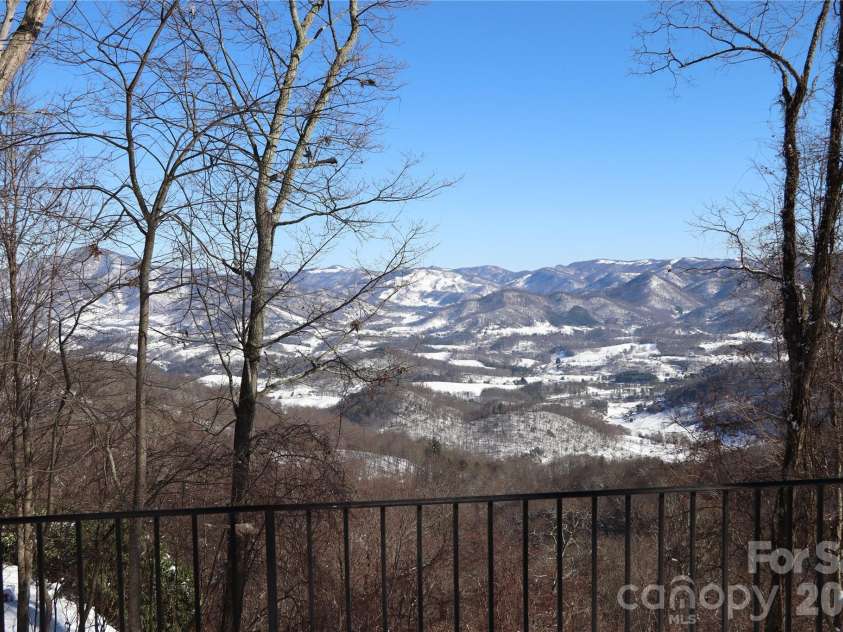 226 Strickland Drive, Waynesville, NC 28785.  MLS# CAR4407151, YatesRealty ID 55329. Lovely views