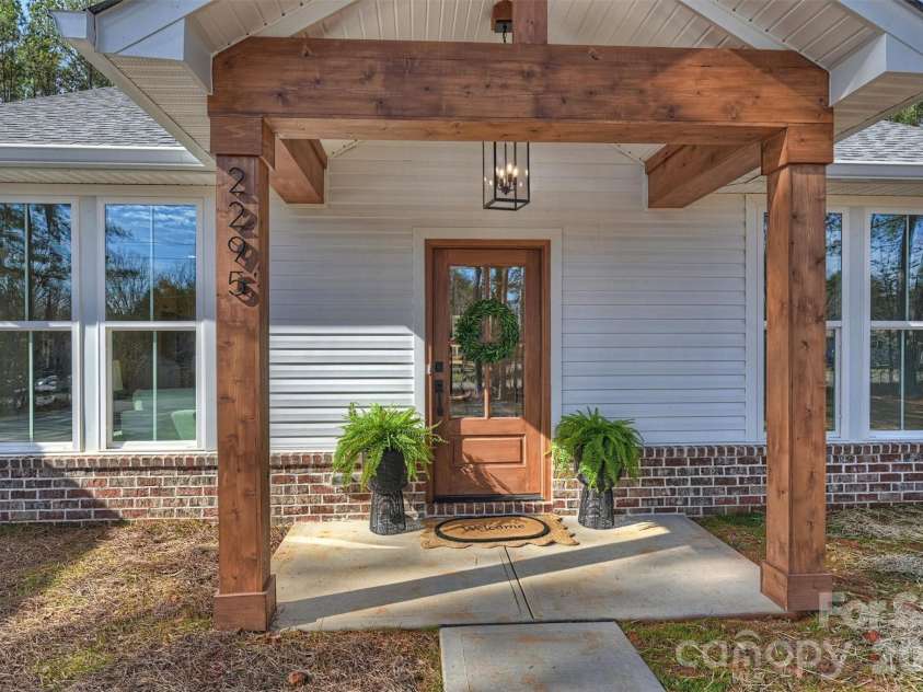 2295 Lee Lawing Road, Lincolnton, NC 28092.  MLS# CAR4348898, YatesRealty ID 5533. 