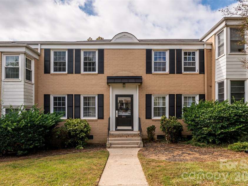 311 Wakefield Road, Charlotte, NC 28209.  MLS# CAR4432592, YatesRealty ID 55331. 