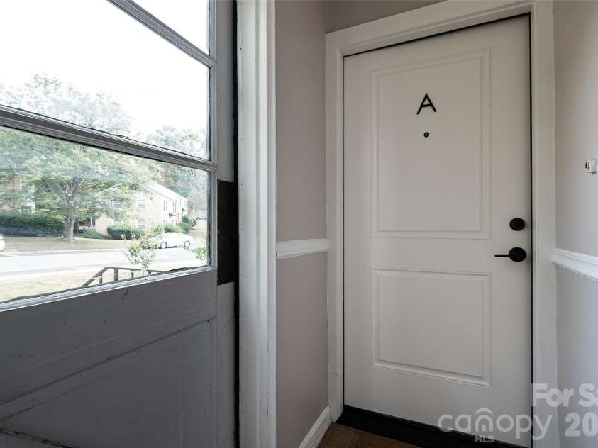 311 Wakefield Road, Charlotte, NC 28209.  MLS# CAR4432592, YatesRealty ID 55331. 