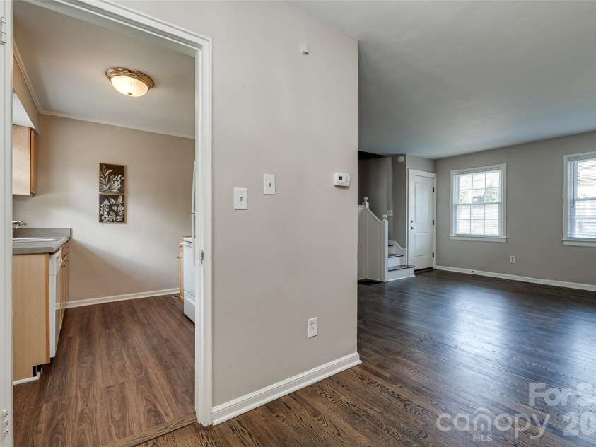 311 Wakefield Road, Charlotte, NC 28209.  MLS# CAR4432592, YatesRealty ID 55331. 