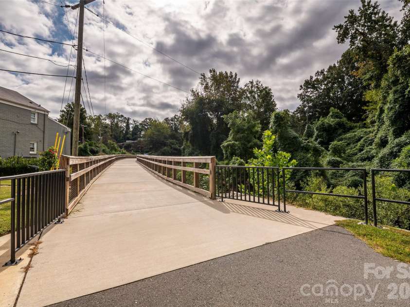 311 Wakefield Road, Charlotte, NC 28209.  MLS# CAR4432592, YatesRealty ID 55331. 