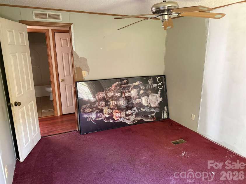 142 Forest Grove Drive, Statesville, NC 28625.  MLS# CAR4431257, YatesRealty ID 55332. 