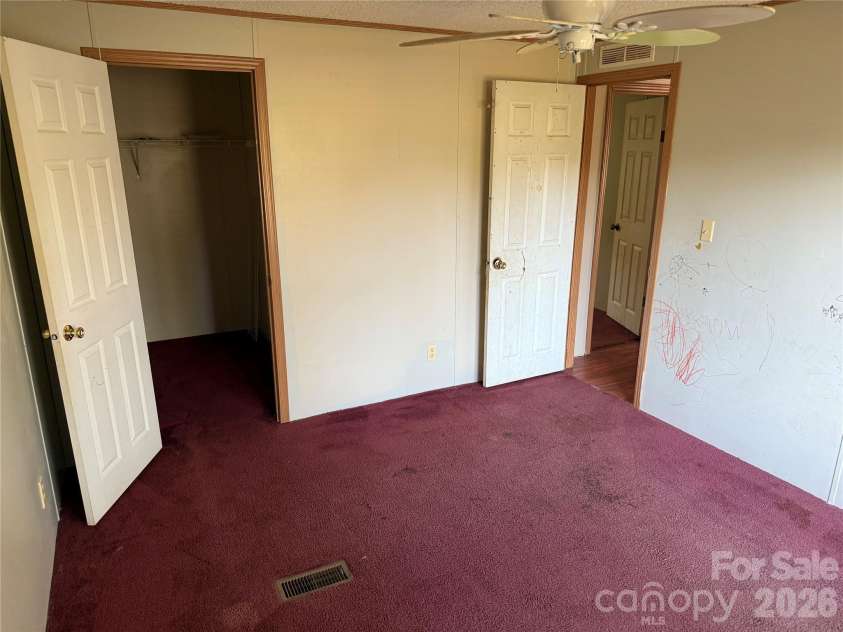 142 Forest Grove Drive, Statesville, NC 28625.  MLS# CAR4431257, YatesRealty ID 55332. 