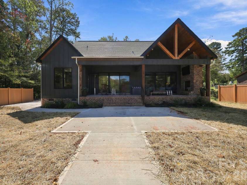 1045 Freshwater Lane, Salisbury, NC 28146.  MLS# CAR4424934, YatesRealty ID 55337. 