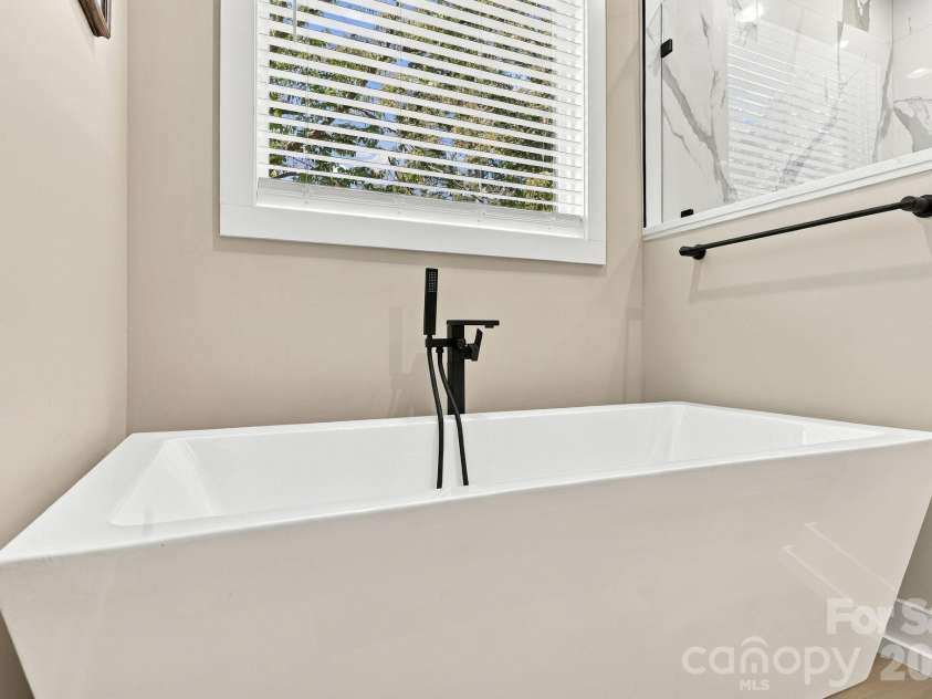 1045 Freshwater Lane, Salisbury, NC 28146.  MLS# CAR4424934, YatesRealty ID 55337. Primary Bathroom.
