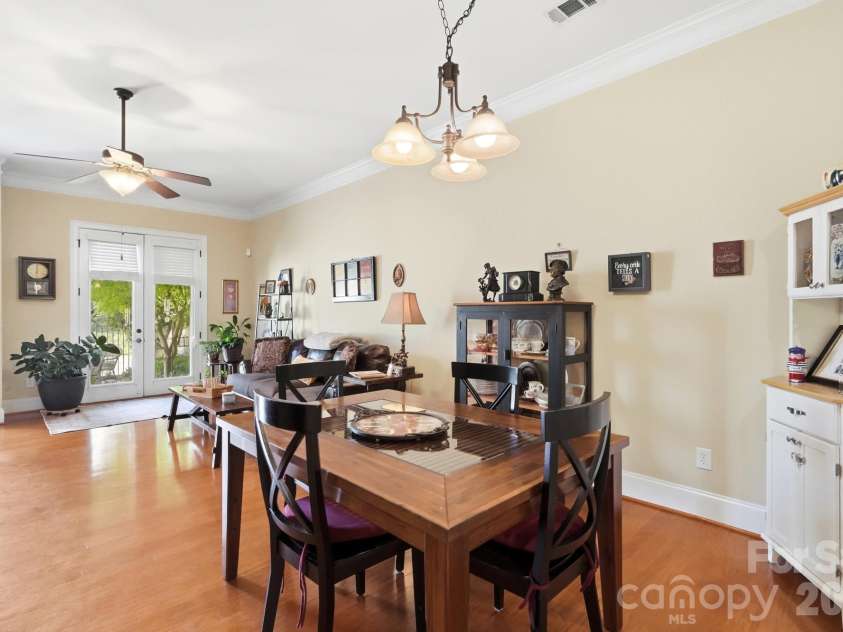 427 Dumbarton Street, Concord, NC 28027.  MLS# CAR4432005, YatesRealty ID 55339. Dining Area
