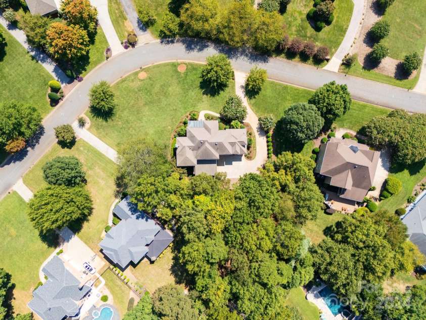 204 Knoxview Lane, Mooresville, NC 28117.  MLS# CAR4154084, YatesRealty ID 5534. 
