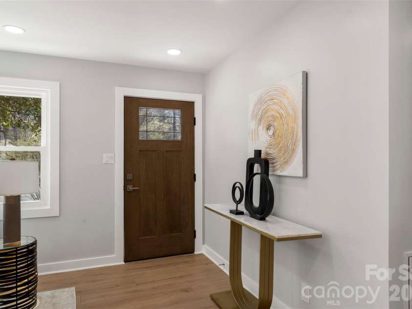 4935 Kistler Avenue, Charlotte, NC 28205.  MLS# CAR4359391, YatesRealty ID 5534. 