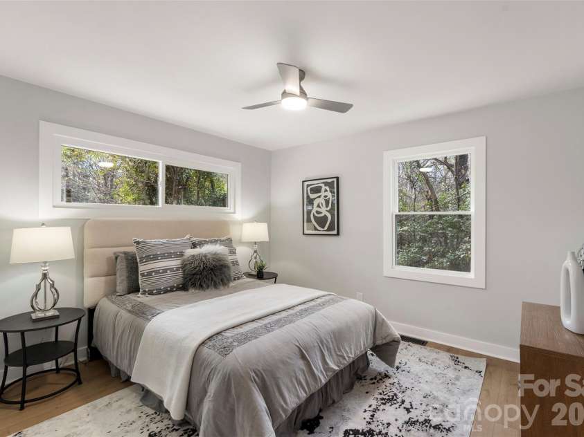 4935 Kistler Avenue, Charlotte, NC 28205.  MLS# CAR4359391, YatesRealty ID 5534. 