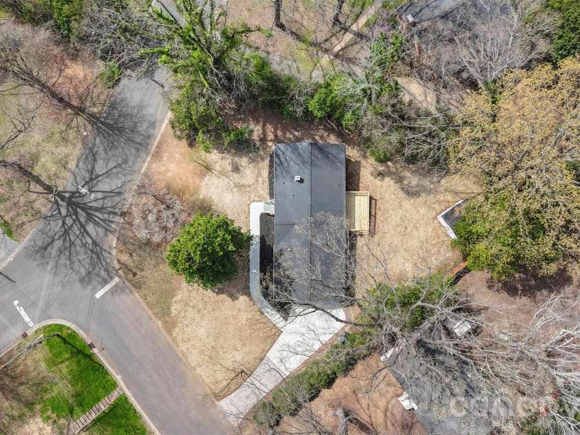 4935 Kistler Avenue, Charlotte, NC 28205.  MLS# CAR4359391, YatesRealty ID 5534. 
