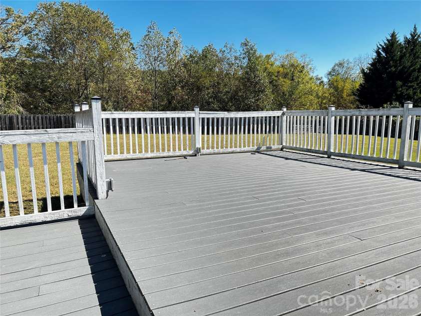 224 Pete Luther Road, Candler, NC 28715.  MLS# CAR4432613, YatesRealty ID 55340. There...