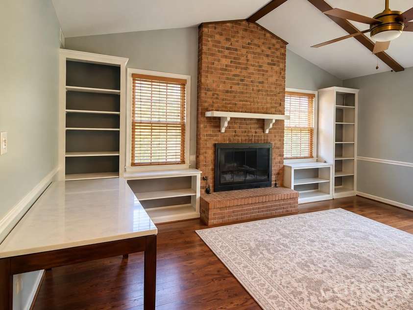 1225 Barden Road, Charlotte, NC 28226.  MLS# CAR4432640, YatesRealty ID 55341. 