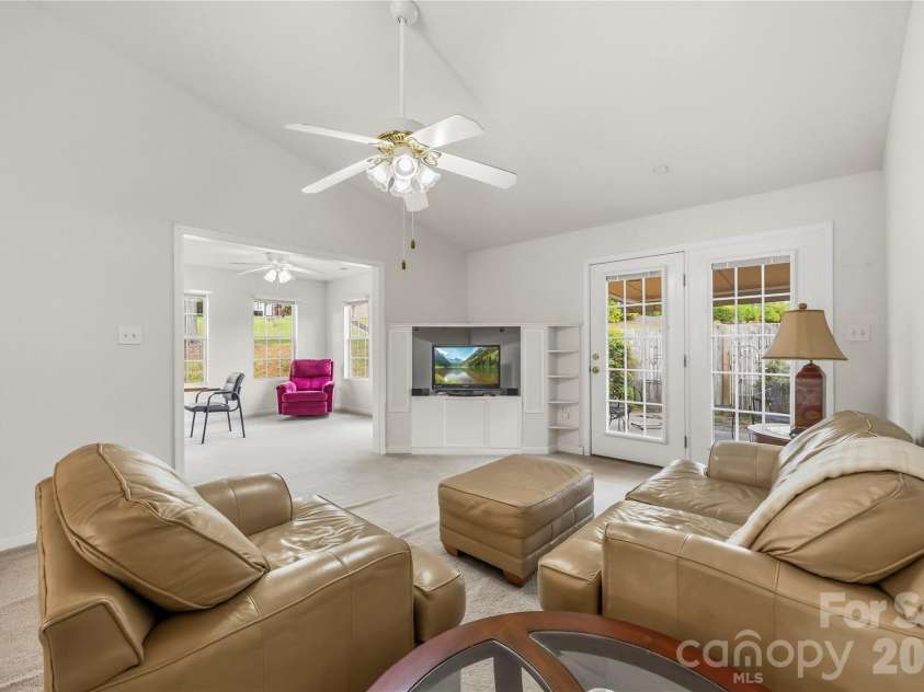 1001 Old Chestnut Way, Cramerton, NC 28032.  MLS# CAR4431972, YatesRealty ID 55342. Large living room
