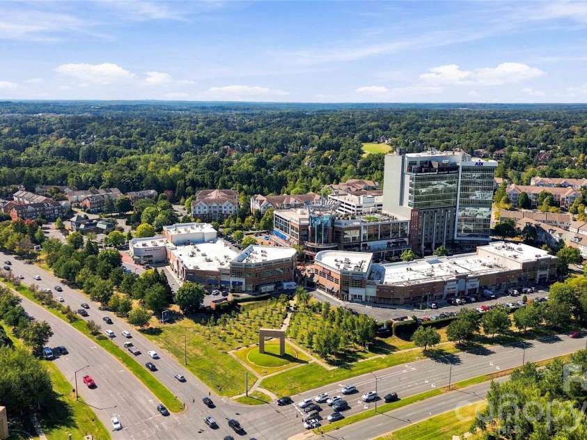 15032 Rothesay Drive, Charlotte, NC 28277.  MLS# CAR4431507, YatesRealty ID 55344. 