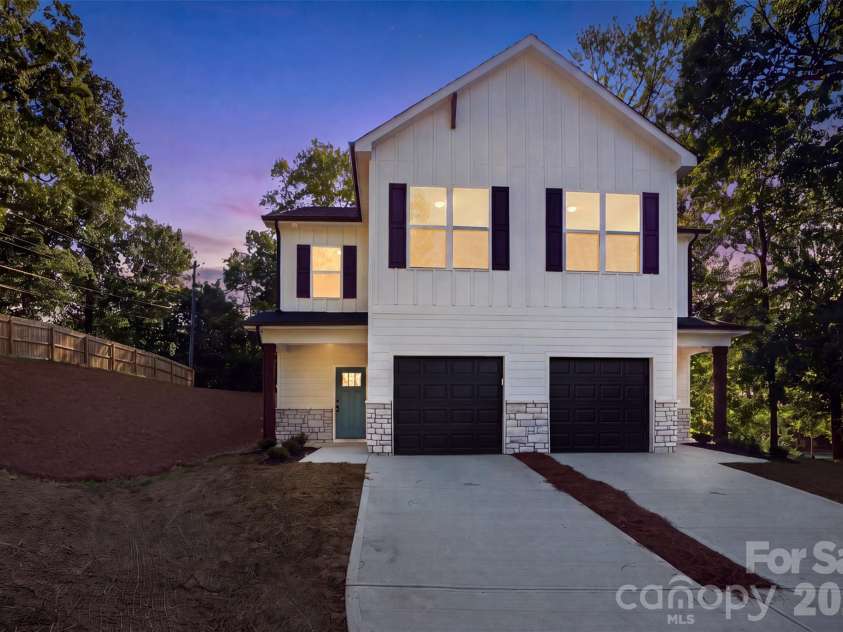 603 Coulwood Drive, Charlotte, NC 28214.  MLS# CAR4432309, YatesRealty ID 55346. 
