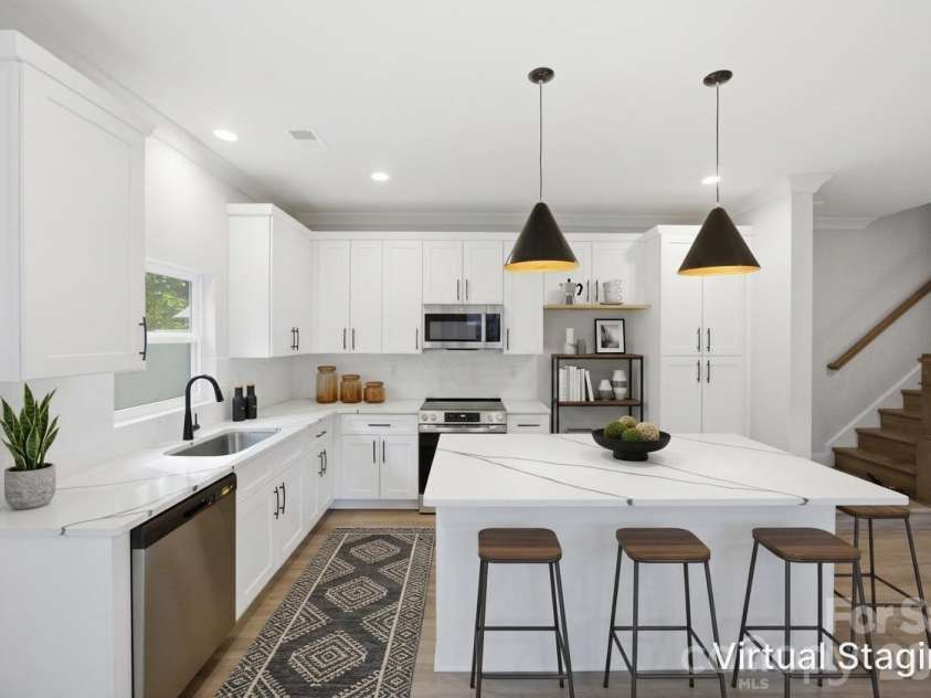 603 Coulwood Drive, Charlotte, NC 28214.  MLS# CAR4432309, YatesRealty ID 55346. 