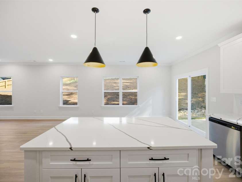 603 Coulwood Drive, Charlotte, NC 28214.  MLS# CAR4432309, YatesRealty ID 55346. 