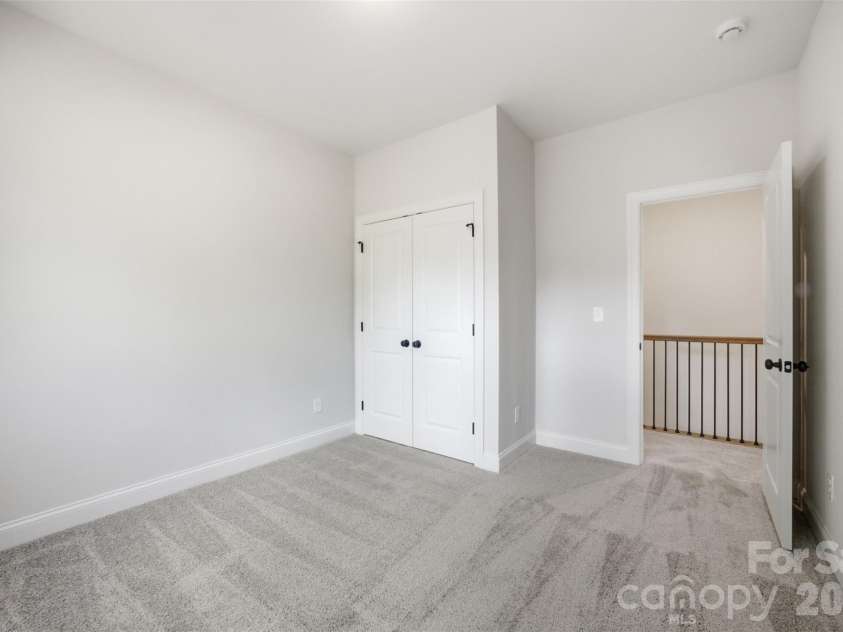 603 Coulwood Drive, Charlotte, NC 28214.  MLS# CAR4432309, YatesRealty ID 55346. 