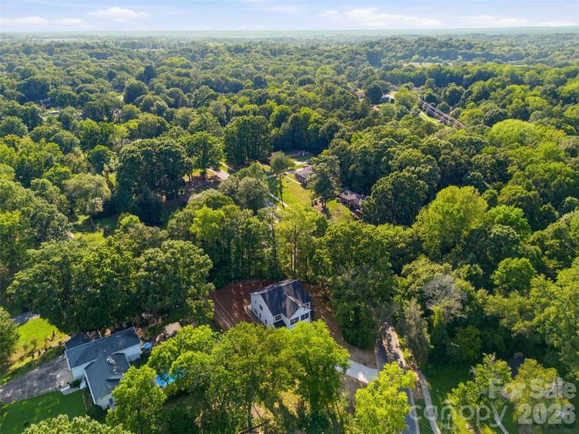 603 Coulwood Drive, Charlotte, NC 28214.  MLS# CAR4432309, YatesRealty ID 55346. 