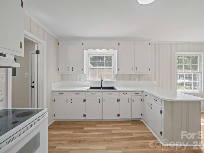 2530 Arnold Drive, Monroe, NC 28110.  MLS# CAR4432461, YatesRealty ID 55347. 