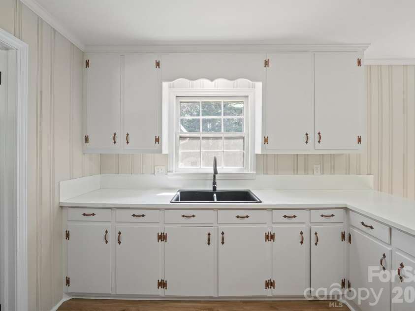 2530 Arnold Drive, Monroe, NC 28110.  MLS# CAR4432461, YatesRealty ID 55347. 