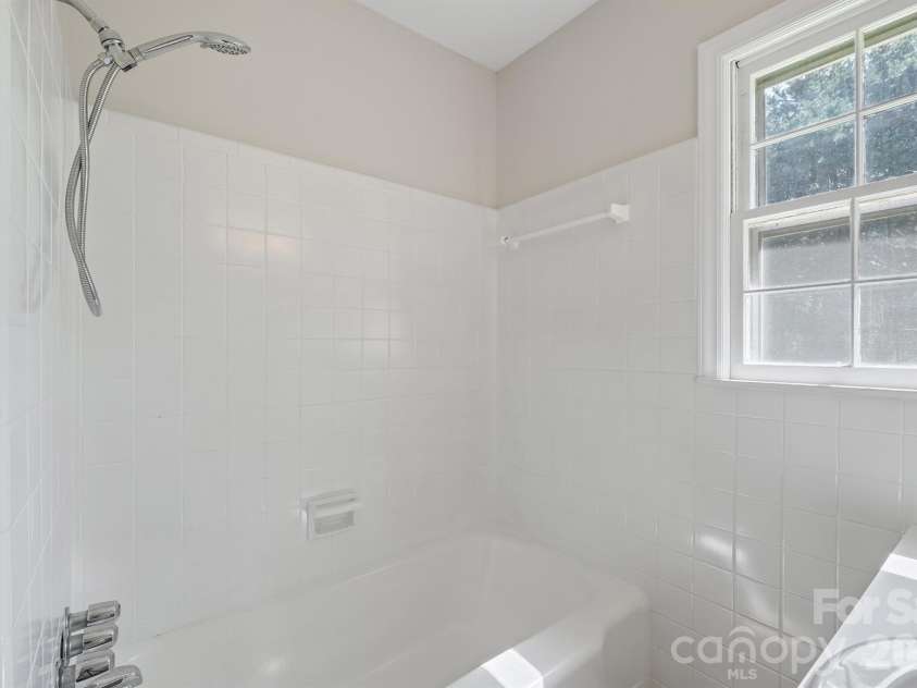 2530 Arnold Drive, Monroe, NC 28110.  MLS# CAR4432461, YatesRealty ID 55347. Half bath
