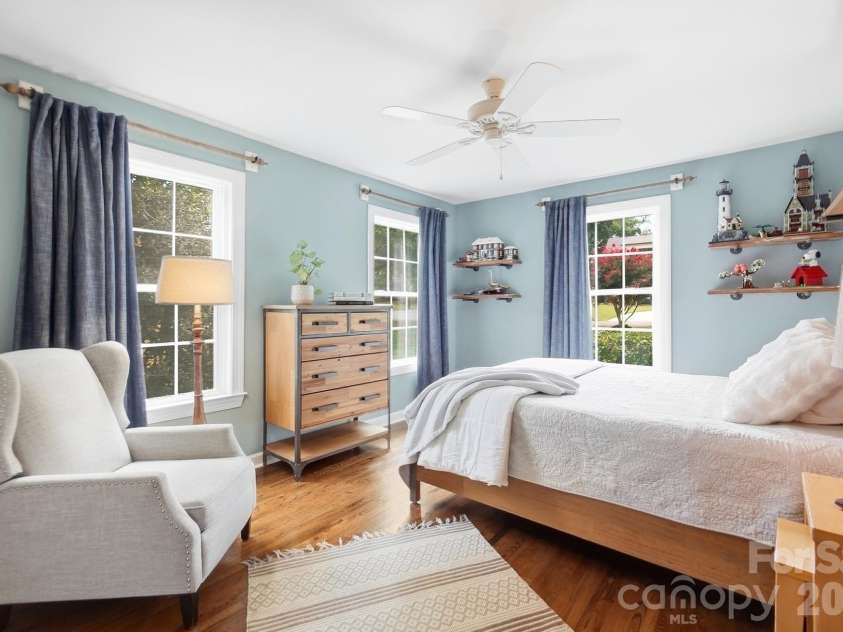 4315 Emory Lane, Charlotte, NC 28211.  MLS# CAR4432596, YatesRealty ID 55348. Bedroom 2 with separate entrance