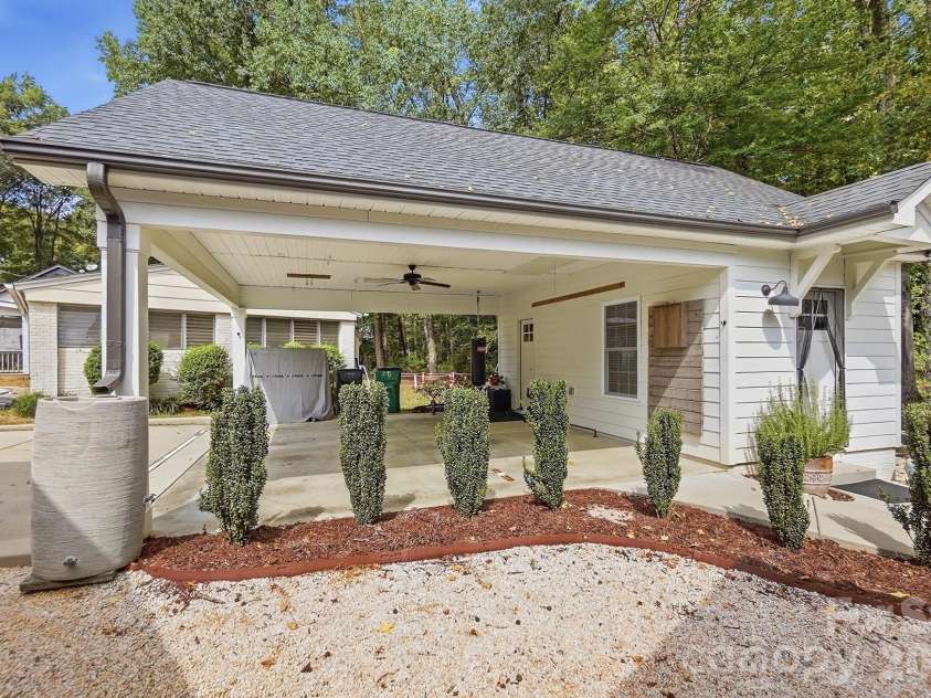 4315 Emory Lane, Charlotte, NC 28211.  MLS# CAR4432596, YatesRealty ID 55348. Carport with attached office