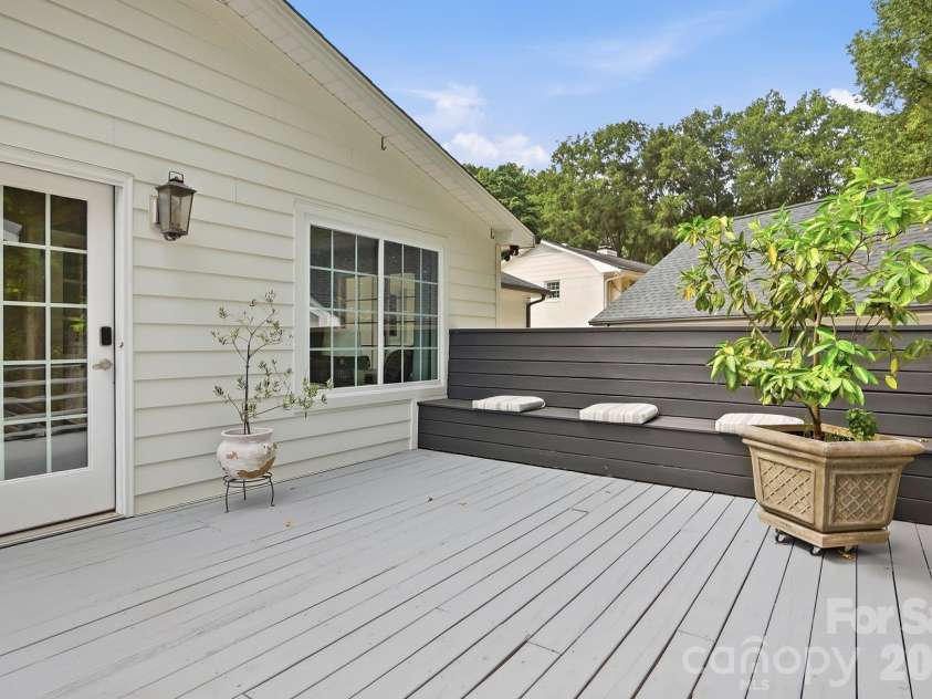 4315 Emory Lane, Charlotte, NC 28211.  MLS# CAR4432596, YatesRealty ID 55348. Deck
