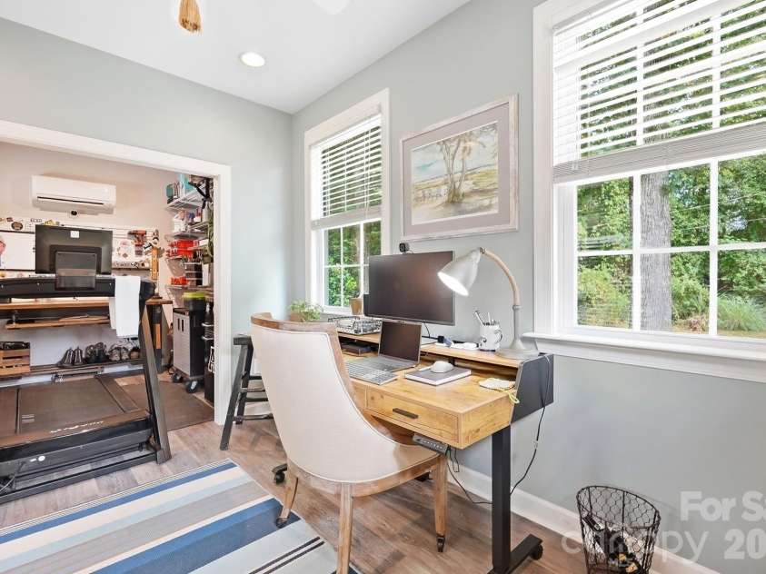 4315 Emory Lane, Charlotte, NC 28211.  MLS# CAR4432596, YatesRealty ID 55348. Office