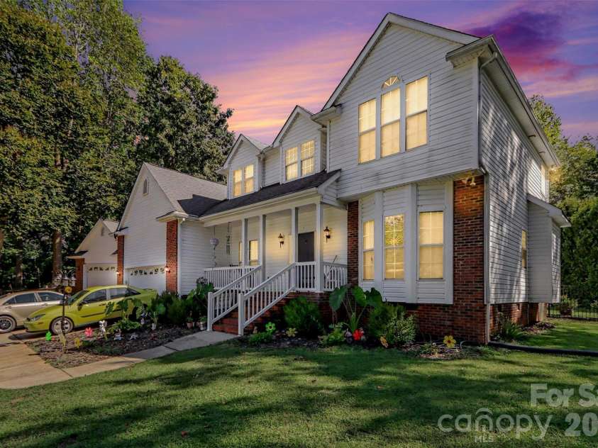 1233 Waterford Road, Lincolnton, NC 28092.  MLS# CAR4432232, YatesRealty ID 55349. 