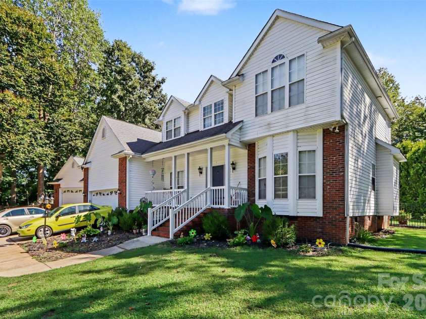 1233 Waterford Road, Lincolnton, NC 28092.  MLS# CAR4432232, YatesRealty ID 55349. 