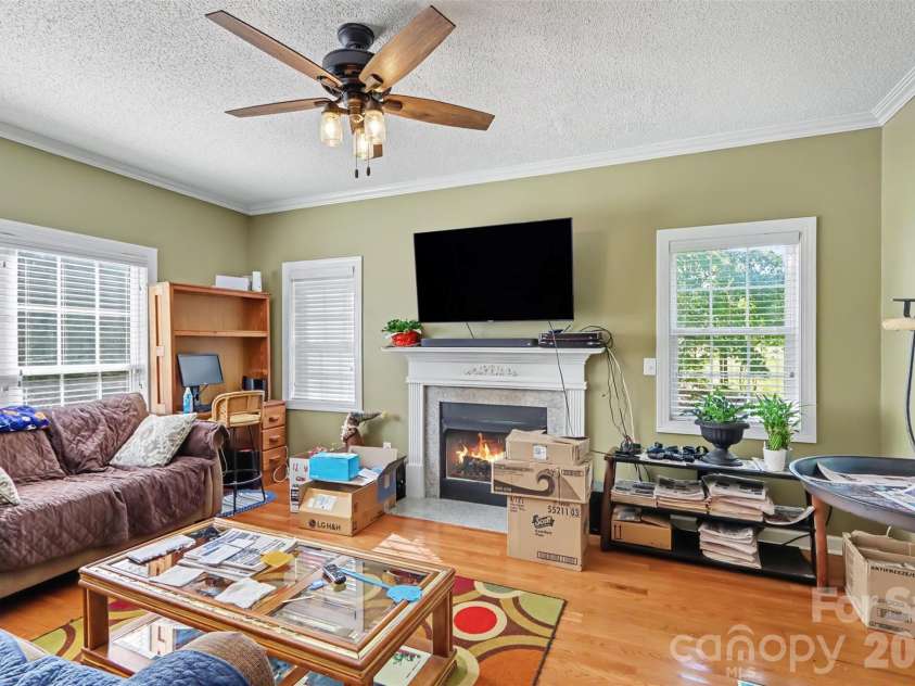 1233 Waterford Road, Lincolnton, NC 28092.  MLS# CAR4432232, YatesRealty ID 55349. 