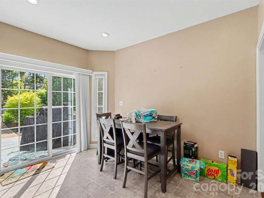 1233 Waterford Road, Lincolnton, NC 28092.  MLS# CAR4432232, YatesRealty ID 55349. 