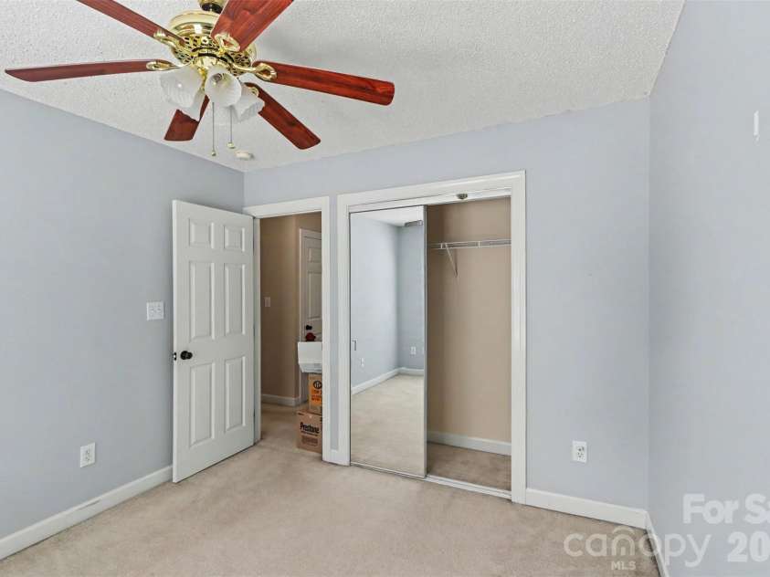 1233 Waterford Road, Lincolnton, NC 28092.  MLS# CAR4432232, YatesRealty ID 55349. 