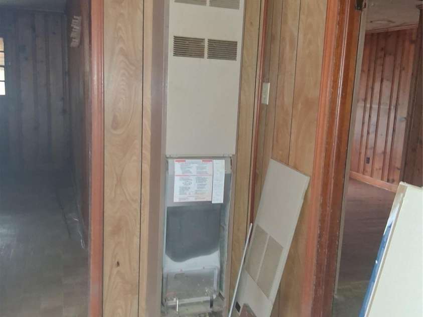 111 Parmer Street, Forest City, NC 28043.  MLS# CAR4331619, YatesRealty ID 5535. 
