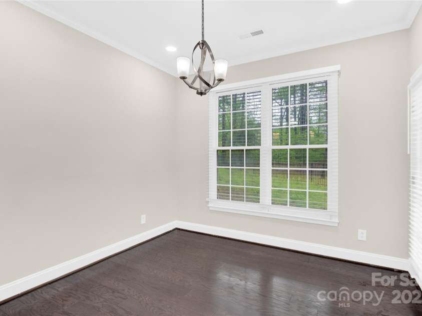 6520 White Pine Lane, Charlotte, NC 28262.  MLS# CAR4240648, YatesRealty ID 5535. 