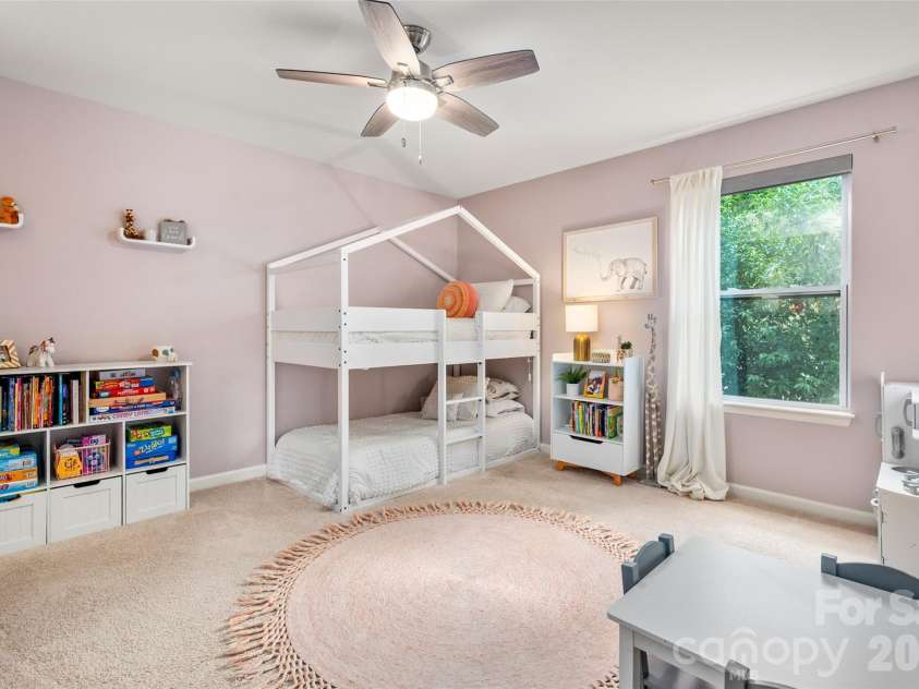 3200 Cosby Place, Charlotte, NC 28205.  MLS# CAR4432127, YatesRealty ID 55350. 