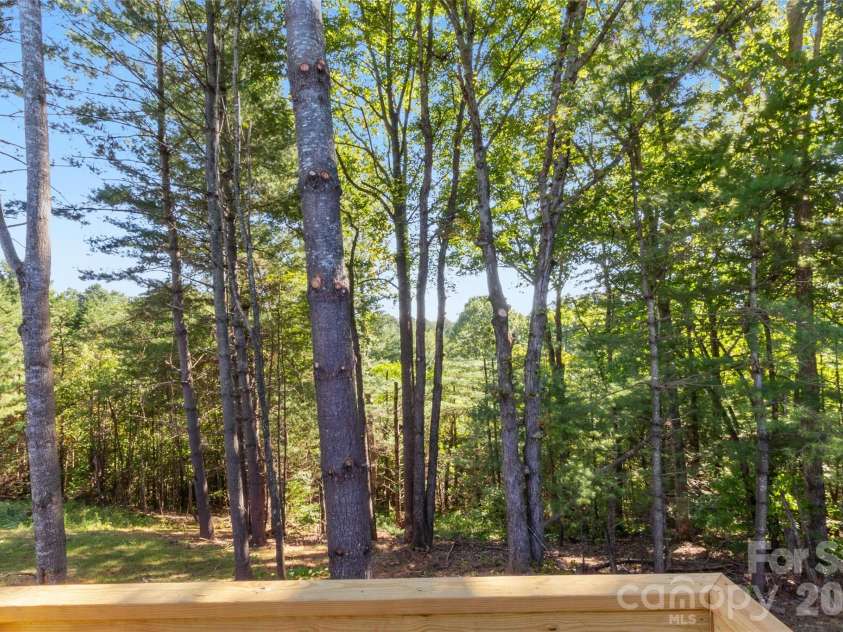 36 Aladdin Drive, Leicester, NC 28748.  MLS# CAR4432075, YatesRealty ID 55351. 