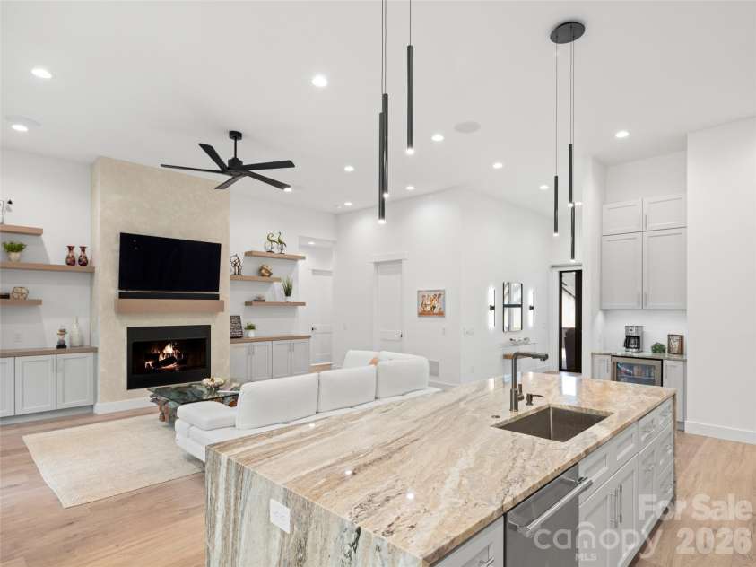 415 Big Hill Drive, Arden, NC 28704.  MLS# CAR4431887, YatesRealty ID 55353. 