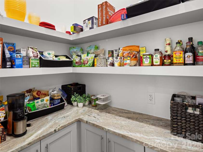 415 Big Hill Drive, Arden, NC 28704.  MLS# CAR4431887, YatesRealty ID 55353. 